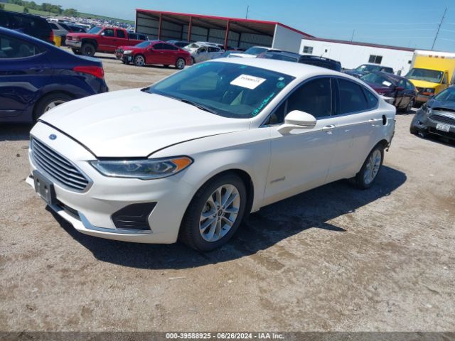 3FA6P0MUXKR272843 Ford Fusion Hybrid Sel