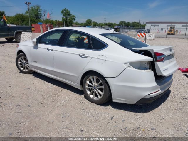 3FA6P0MU8KR110077 Ford Fusion Hybrid Sel