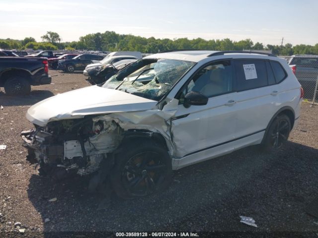 3VV8B7AX5RM073667 Volkswagen Tiguan 2.0t Se R-line Black