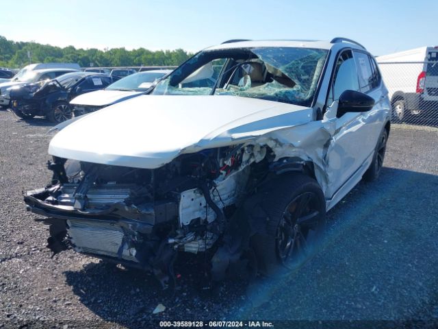 3VV8B7AX5RM073667 Volkswagen Tiguan 2.0t Se R-line Black