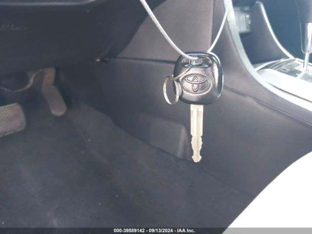 2T1BURHE3FC386347 Toyota COROLLA L