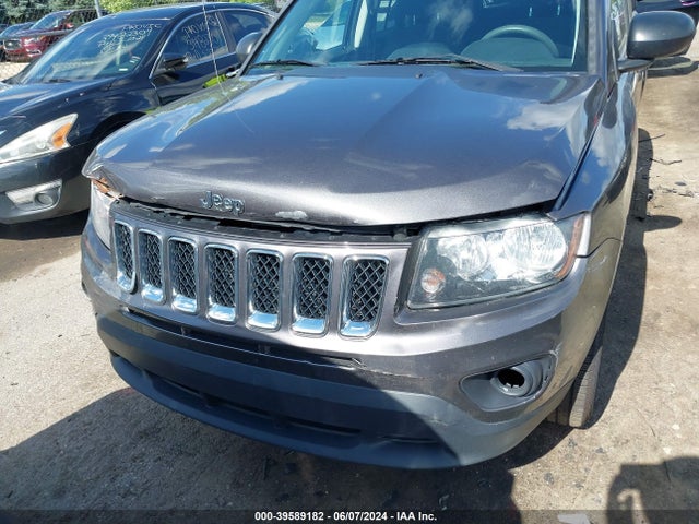 1C4NJDBB9GD631597 Jeep Compass Sport