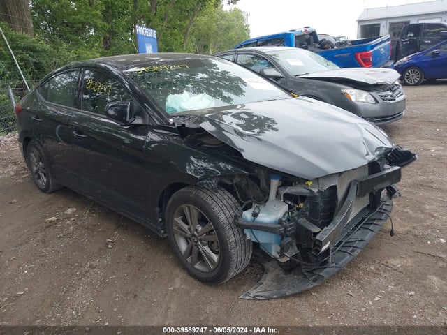 2018 5NPD84LF2JH402169 main image