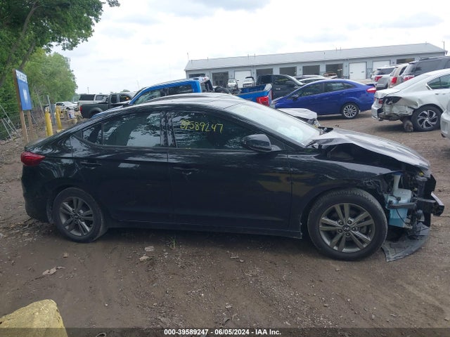 Hyundai Elantra Value Edition 2018 5NPD84LF2JH402169 Image 13