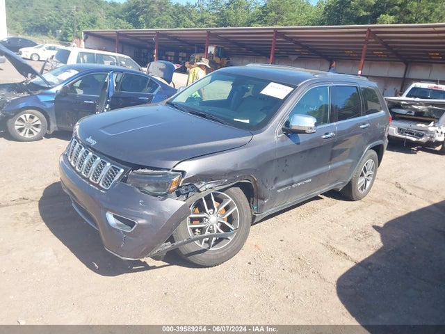 1C4RJEBG2JC155709 Jeep Grand Cherokee Limited 4x2