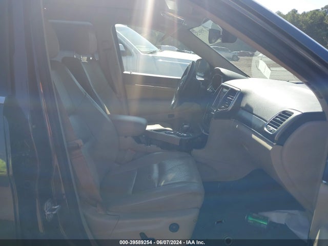 1C4RJEBG2JC155709 Jeep Grand Cherokee Limited 4x2