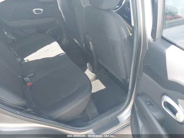 KIA Soul 2015 KNDJN2A25F7121737 Image 8