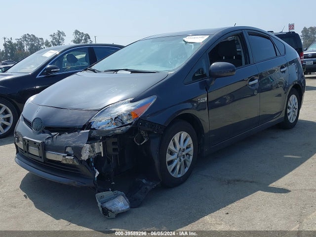 Toyota PRIUS PLUG-IN 2014 JTDKN3DP2E3054005 Image 2