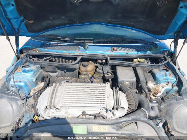 2005 MINI COOPER S WMWRE33515TL14941 Photo 9