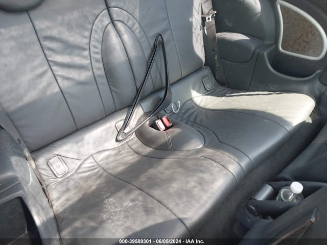 2005 MINI COOPER S WMWRE33515TL14941 Photo 7