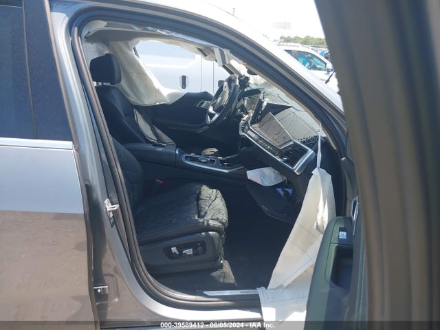 2024 BMW X7 5UX23EM02R9U40266 Photo 4