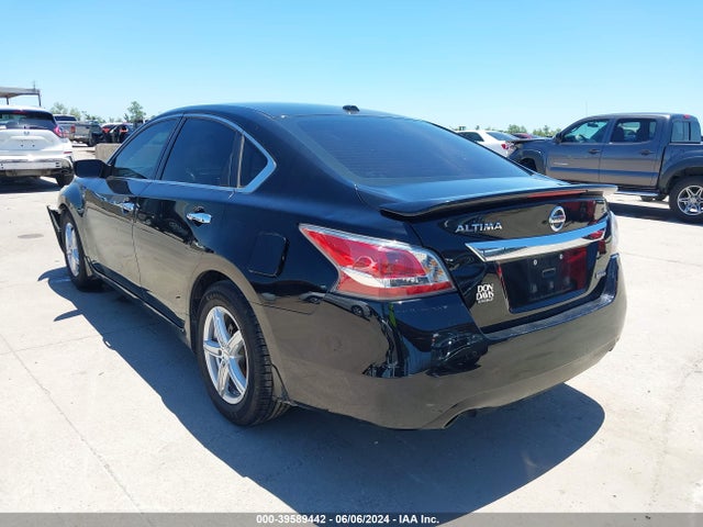Nissan Altima 2.5 S 2015 1N4AL3AP7FC572527 Image 3