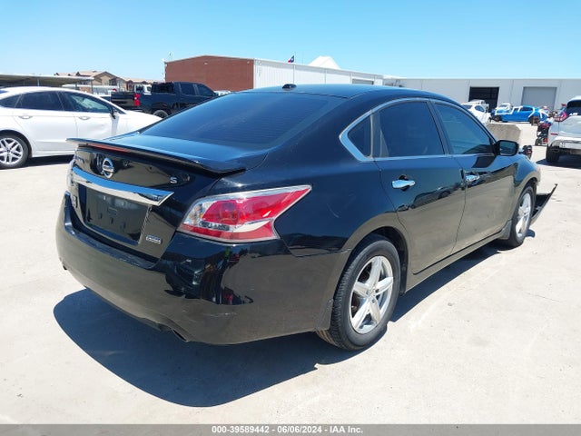 Nissan Altima 2.5 S 2015 1N4AL3AP7FC572527 Image 4