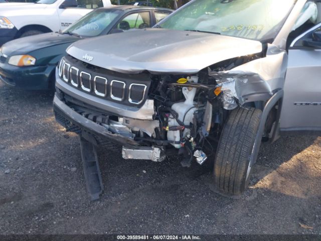 3C4NJCBB7NT238487 Jeep Compass Latitude Fwd