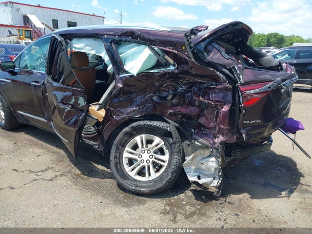 5GAERBKW8JJ133210 Buick Enclave Essence