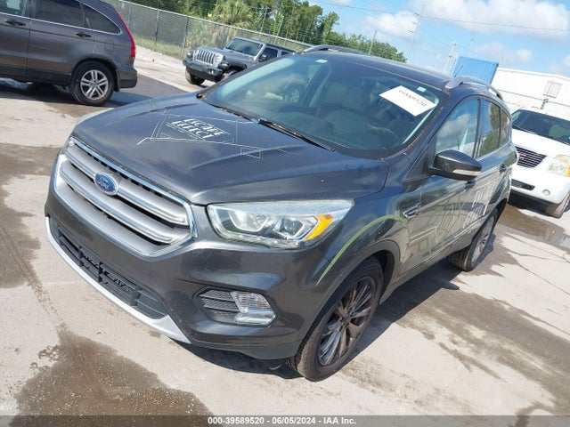 Ford Escape Titanium 2017 1FMCU0JD3HUA09942 Image 2