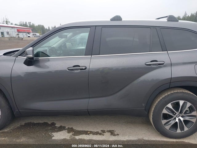 Toyota Highlander Xle 2023 5TDKDRAH9PS030014 Image 14
