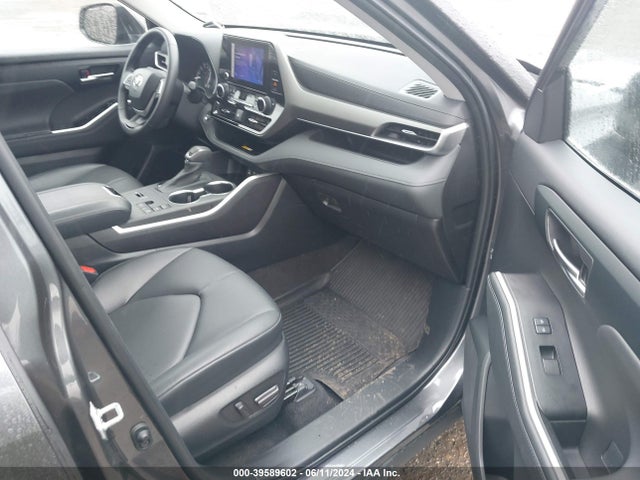 Toyota Highlander Xle 2023 5TDKDRAH9PS030014 Image 5