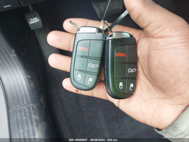 2C3CDZAG5HH640671 Dodge Challenger Sxt