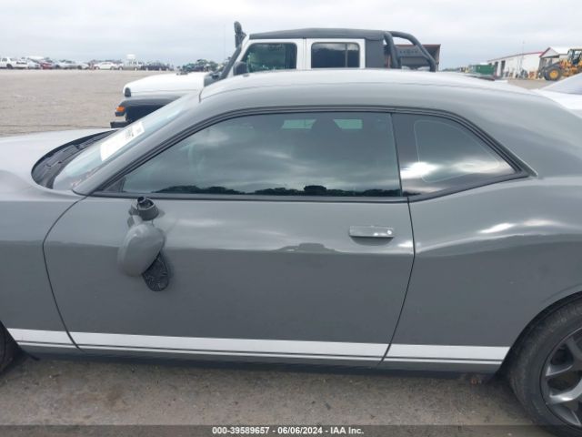 2C3CDZAG5HH640671 Dodge Challenger Sxt