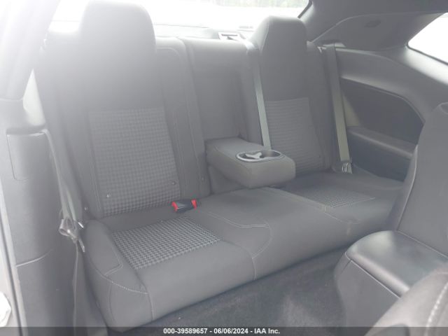 2C3CDZAG5HH640671 Dodge Challenger Sxt