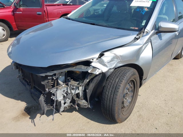 Toyota CAMRY LE 2015 4T4BF1FK2FR459992 Image 6