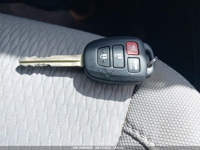 Toyota COROLLA LE 2016 2T1BURHEXGC657650 Image 11