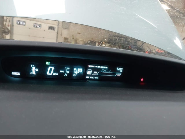 Toyota Prius Two 2015 JTDKN3DU7F1967586 Image 7