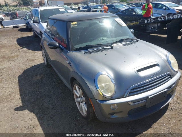 2003 MINI COOPER S WMWRE33453TD69593 Photo 0
