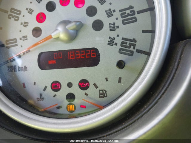 2003 MINI COOPER S WMWRE33453TD69593 Photo 6