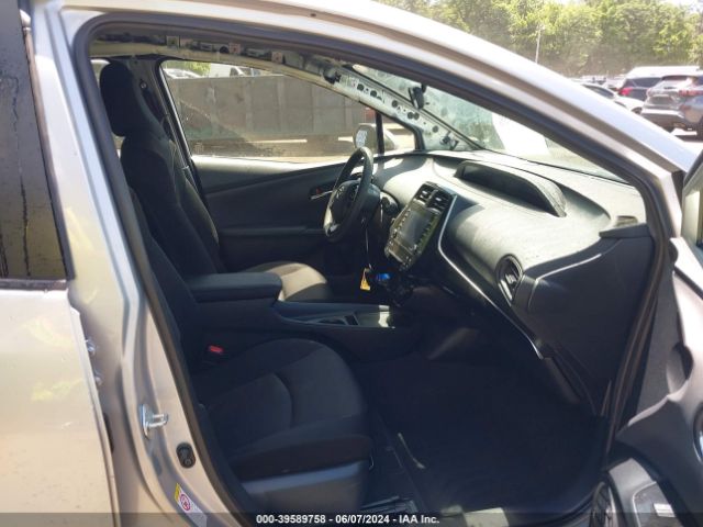 JTDKAMFU2N3162001 Toyota Prius L