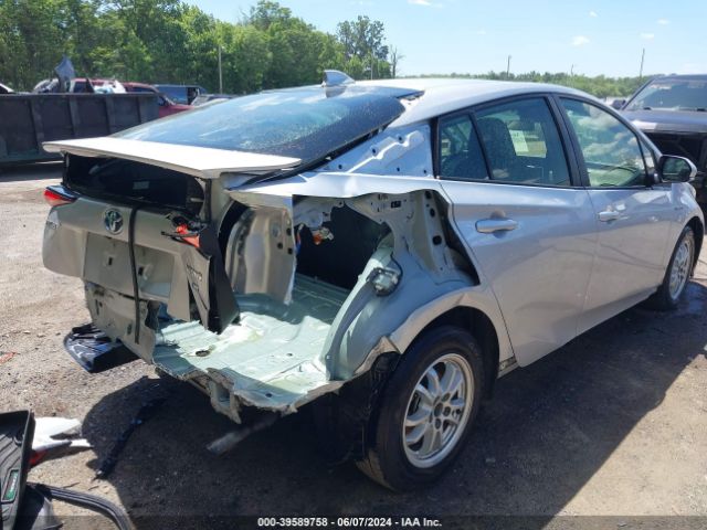 JTDKAMFU2N3162001 Toyota Prius L