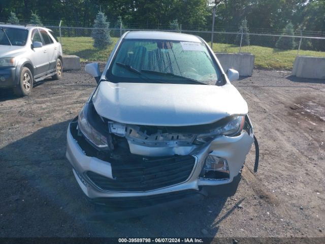 KL7CJKSB0JB607457 Chevrolet TRAX LS