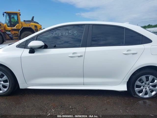 Toyota COROLLA LE 2022 5YFEPMAE0NP327241 Image 15