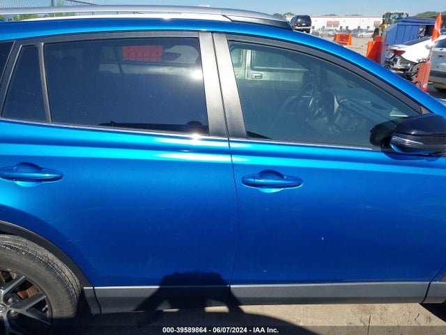 Toyota RAV4 SE 2016 JTMNFREVXGJ066136 Image 13