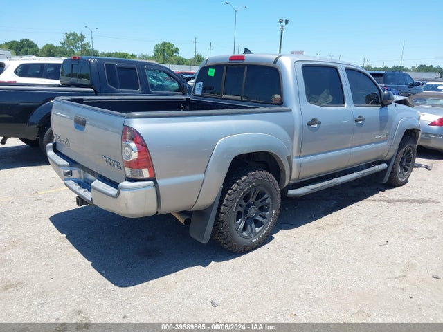 Toyota Tacoma Prerunner V6 2015 5TFJU4GN6FX074637 Image 4