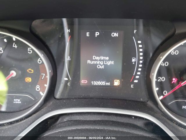 3C4NJCBB1LT105401 Jeep Compass Latitude Fwd