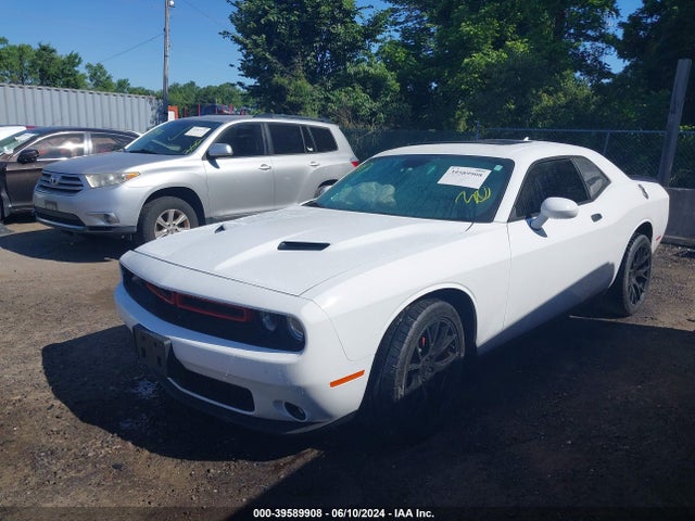 Dodge Challenger Sxt 2019 2C3CDZAG2KH751847 Image 2