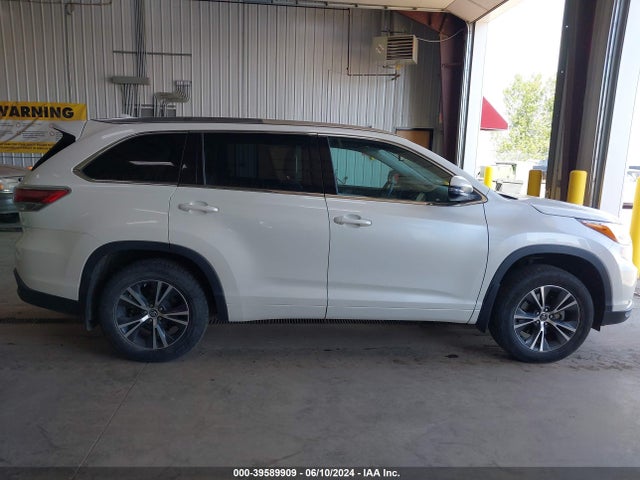 Toyota Highlander Xle V6 2016 5TDJKRFH9GS303950 Image 13
