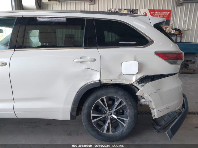 Toyota Highlander Xle V6 2016 5TDJKRFH9GS303950 Image 6