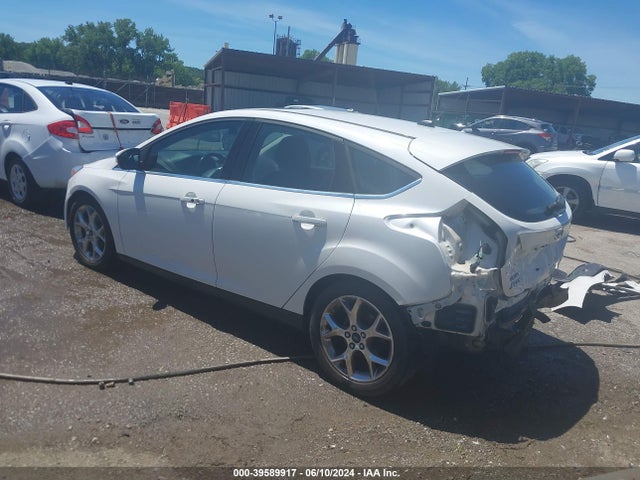 Ford Focus Titanium 2014 1FADP3N25EL130764 Image 3