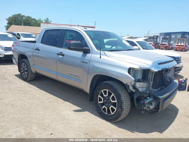 Toyota Tundra Sr5 5.7l V8 2018 5TFDW5F10JX725958 main image