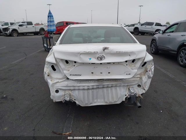 Toyota CAMRY LE 2016 4T4BF1FK9GR565440 Image 17