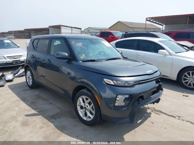 KIA SOUL LX 2022 KNDJ23AUXN7827164 Image 1