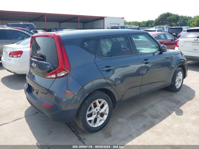 KIA SOUL LX 2022 KNDJ23AUXN7827164 Image 4