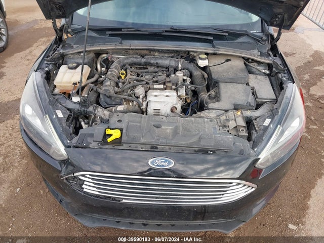 Ford FOCUS SE 2018 1FADP3FE3JL259928 Image 10