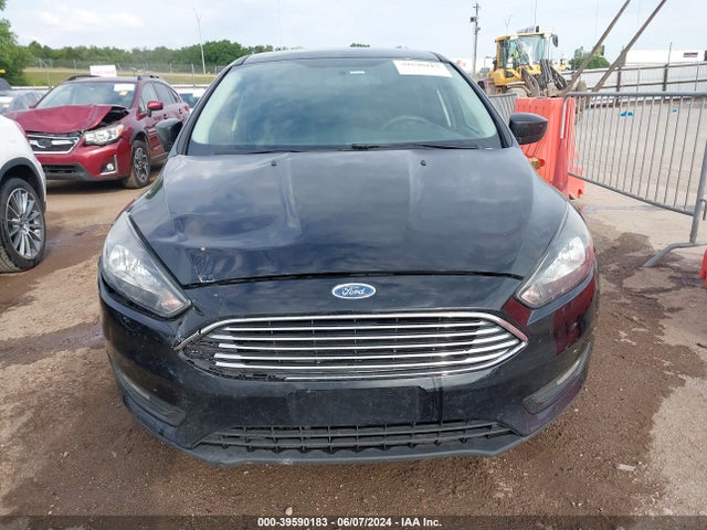 Ford FOCUS SE 2018 1FADP3FE3JL259928 Image 12