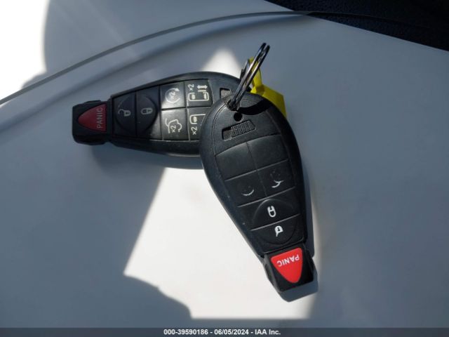 2C4RC1CG9ER238729 Chrysler Town & Country Touring-l