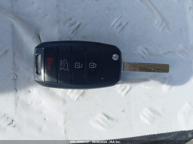 KIA Sorento 3.3l Lx 2017 5XYPG4A55HG213723 Image 11