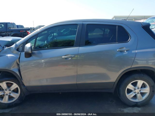 3GNCJKSB4LL277320 Chevrolet Trax Fwd Ls